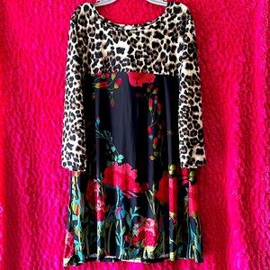 Women’s boutique top/dress
